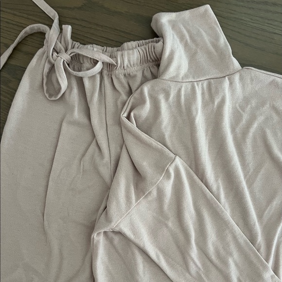 2 piece set with pants - Picture 3 of 4